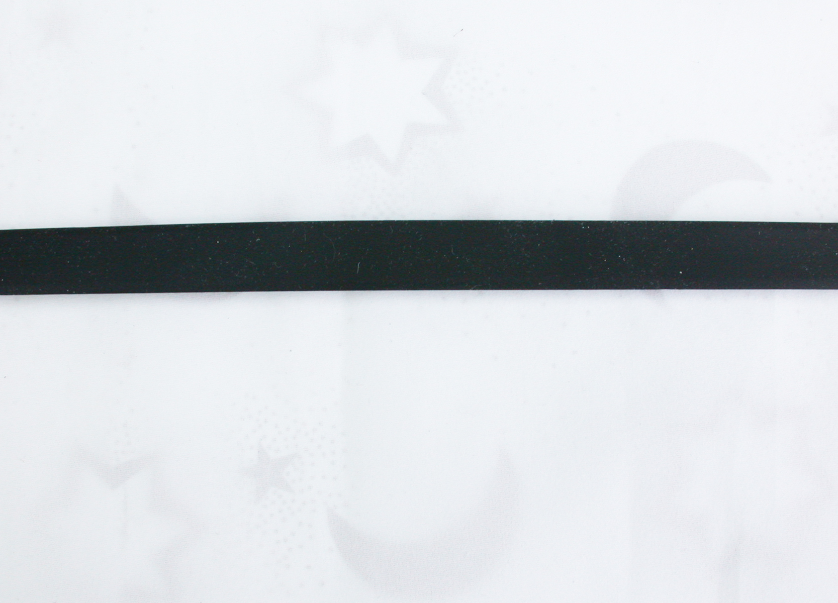 thule-wingbar-gummiprofil-unten1 thule-wingbar-gummiprofil-unten2