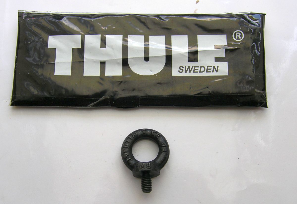 Thule Öse mit Schraube