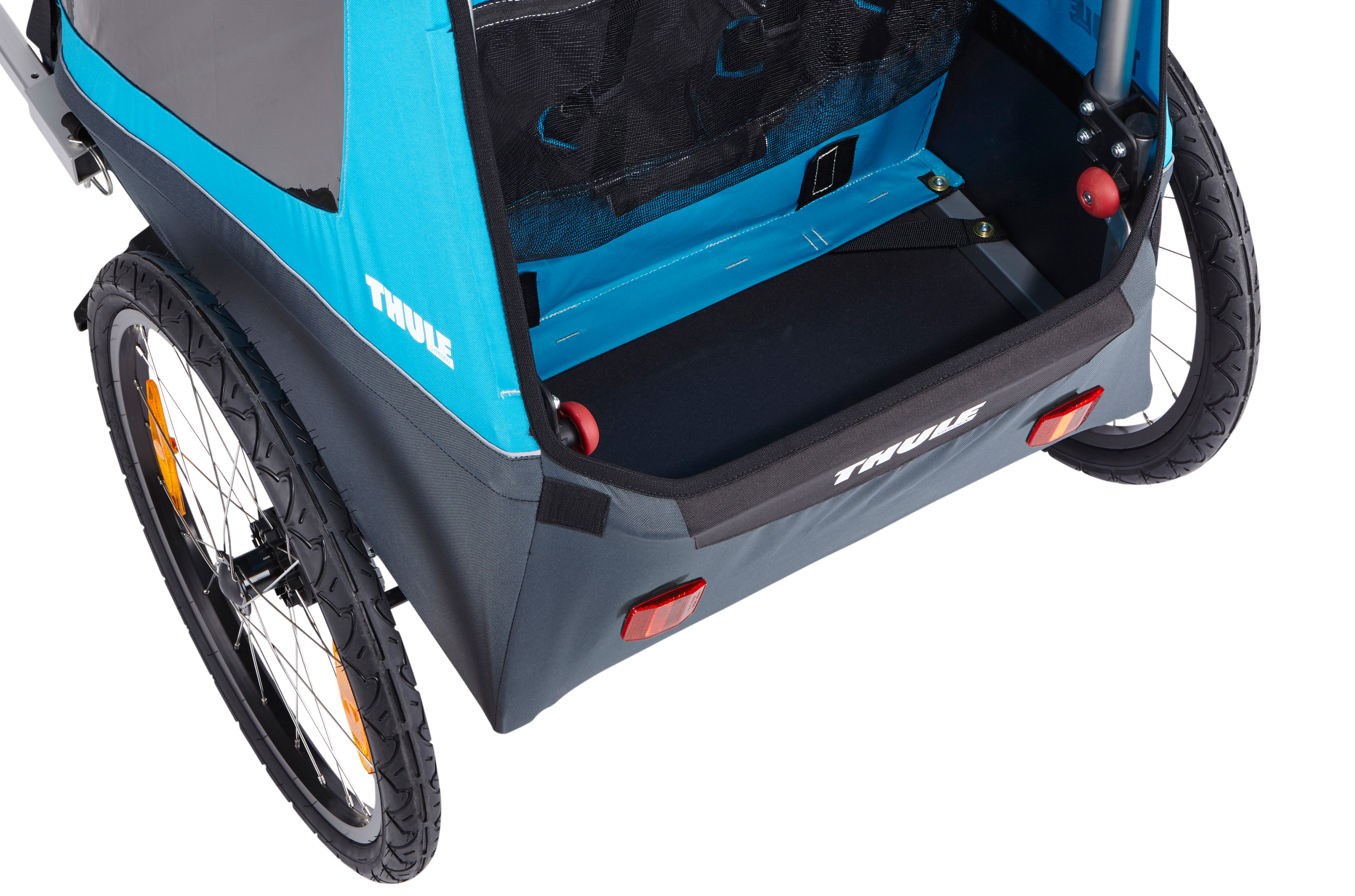 thule_coaster_xt_blue_feature_04_10101803OaRuHLWnQqXms Thule-Coaster-XT-Gepaeckfach